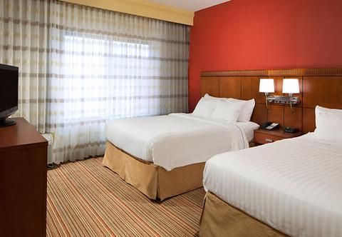 Courtyard by Marriott Orlando Airport