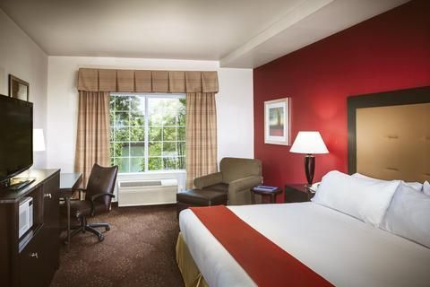 Holiday Inn Express Corvallis-On the River, an IHG Hotel