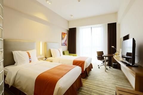 Holiday Inn Express Shanghai Gongkang, an IHG Hotel