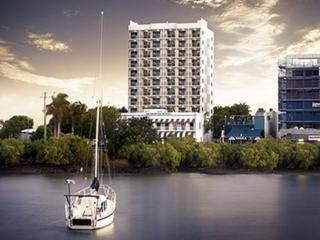 Oaks Townsville Metropole Hotel