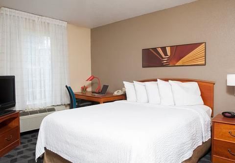 TownePlace Suites by Marriott Indianapolis - Keystone