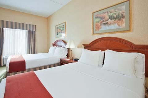 Holiday Inn Express Hotel & Suites Drums-Hazelton, an IHG Hotel