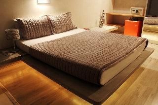 Cocoon Hotel & Lounge