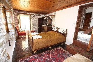 Kirkinca Hotel