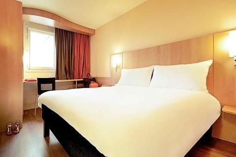 ibis Levallois Perret