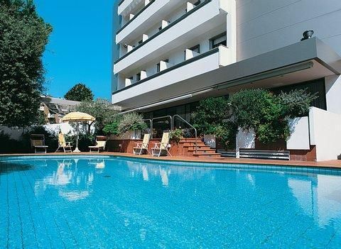 National Hotel