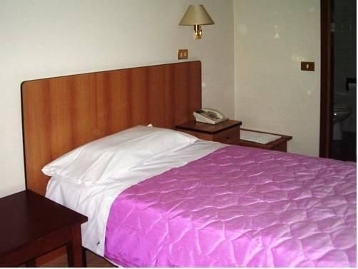 ALBERGO ASTRON