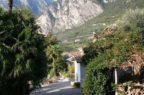 Outdoor Pictures 24
