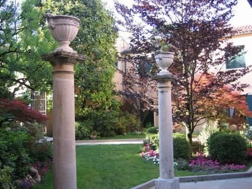Outdoor Pictures 12