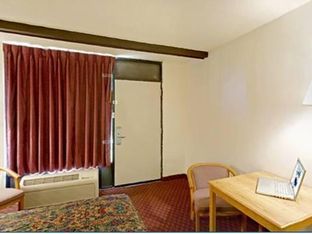 Hotel Image 6