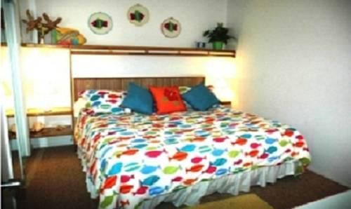 Bayfront Condo With Water View & Boat Slips!