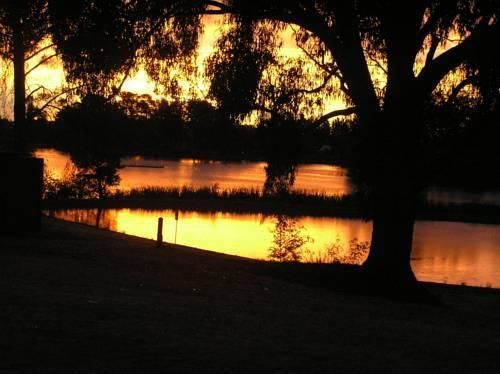 Outdoor Pictures 19