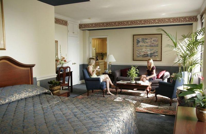 Belden Stratford