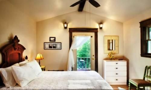 Belton Chalet