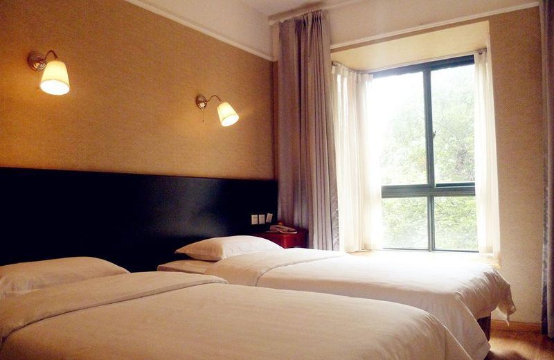 AISHANG HOTEL