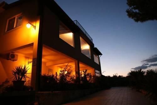 Outdoor Pictures 1