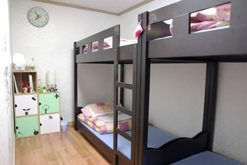 DANIM BACKPACKERS SUNCHEON