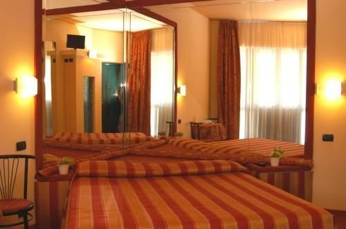 Dreamotel