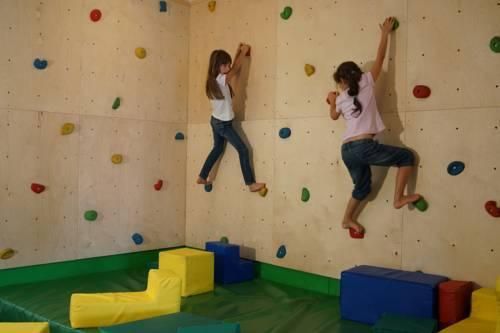 Outdoor Pictures 12
