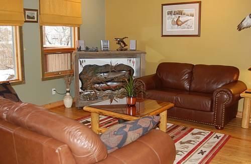 FERNIE TIGHTLINES LODGE