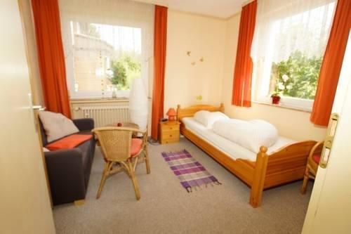 GASTEHAUS PENSION HAUS HEINE
