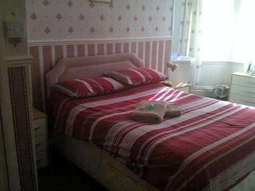 GLENTHORN PRIVATE HOTEL