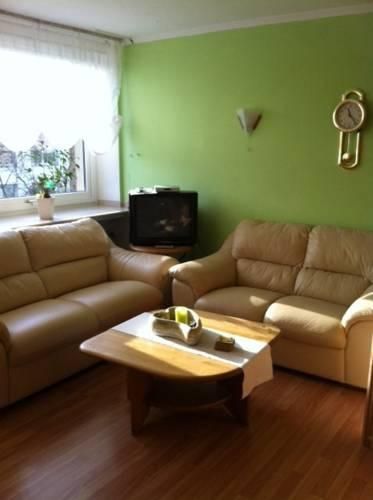 GARNI LEINEWEBER