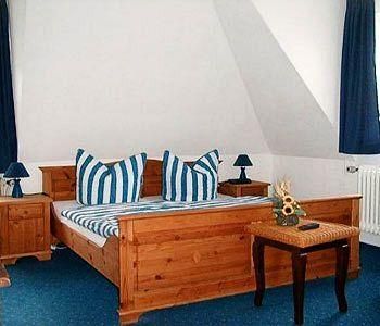 PENSION TO DE BLAUEN WELLEN