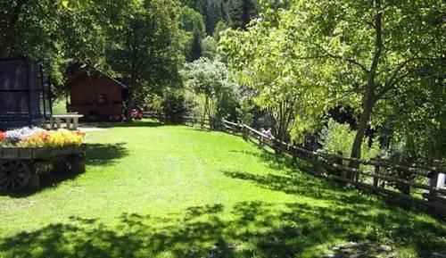 Outdoor Pictures 9