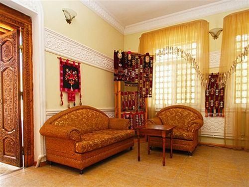 Malika Kheivak Hotel