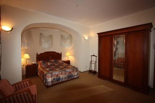 HOTEL YEKATERINOSLAVSKIY