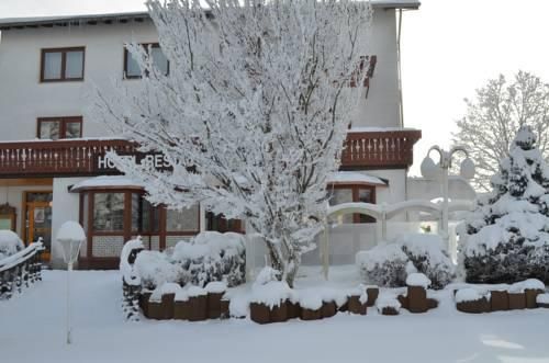 Outdoor Pictures 24