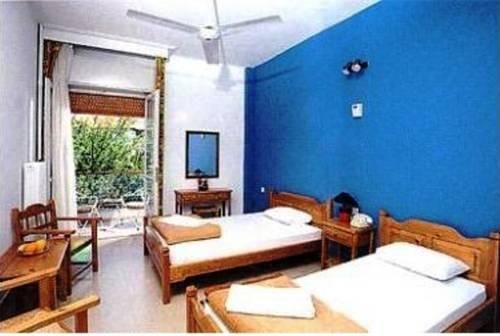 Izela Hotel