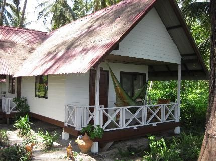 J2B Beach Bungalows @ Long Beach Villas