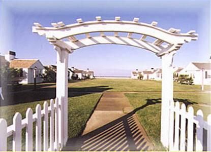 Kalmar Village & Tradewinds