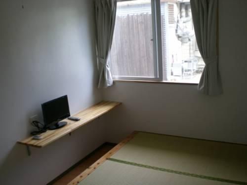 Ken Hostel