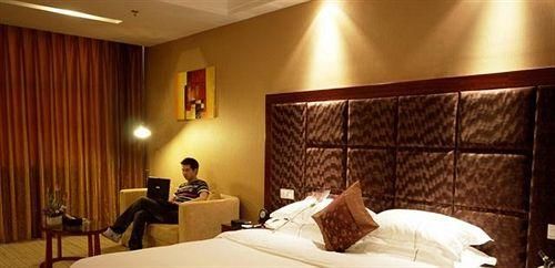 Linhai Juntai Hotel