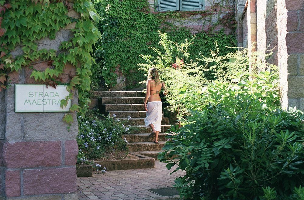 Outdoor Pictures 18