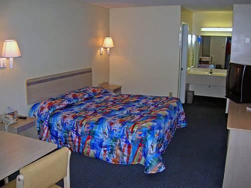 Motel 6 Newark