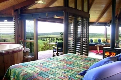 Mt Quincan Crater Retreat