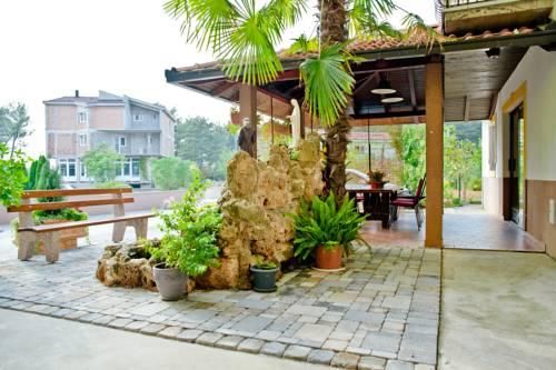 Outdoor Pictures 23