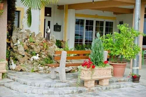 Outdoor Pictures 21