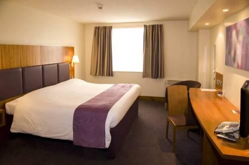 Premier Inn Taunton Ruishton (M5, J25)