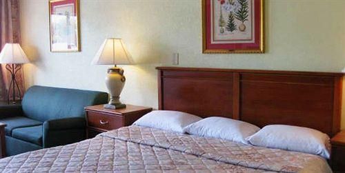 Royale Inn