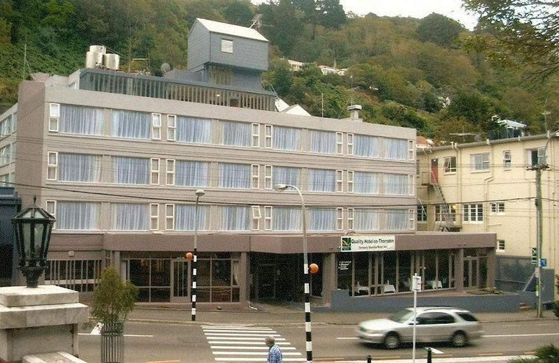 QUALITY HOTEL ON THORNDON