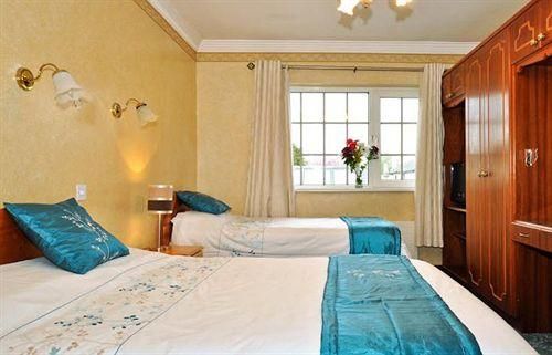 SUMMERVILLE B&B