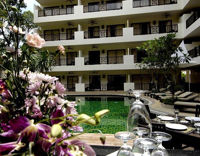 SURIN GATE HOLIDAY APARTMENT