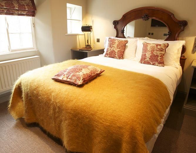 The Wheatsheaf Inn