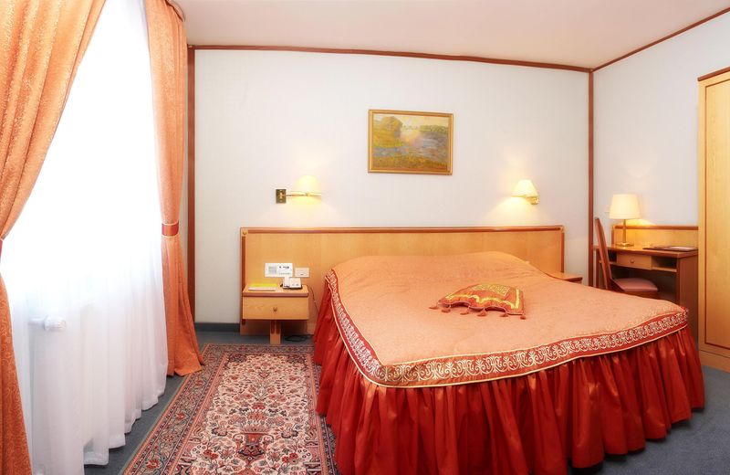 Tygyn Darkhan Hotel