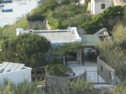 Villa Acacia